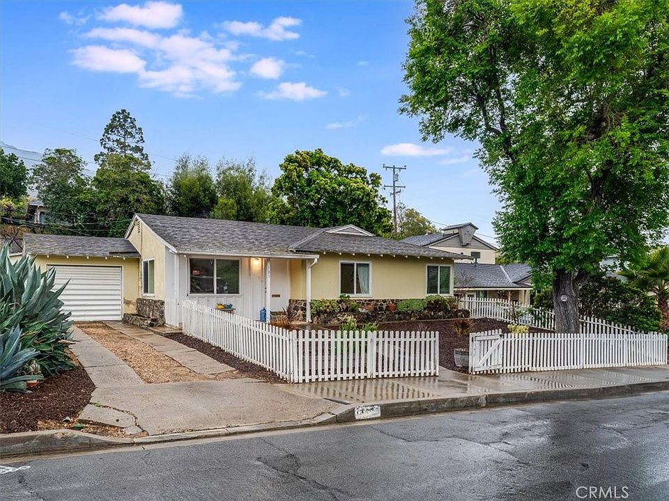 1st image of 131 Ramona Dr