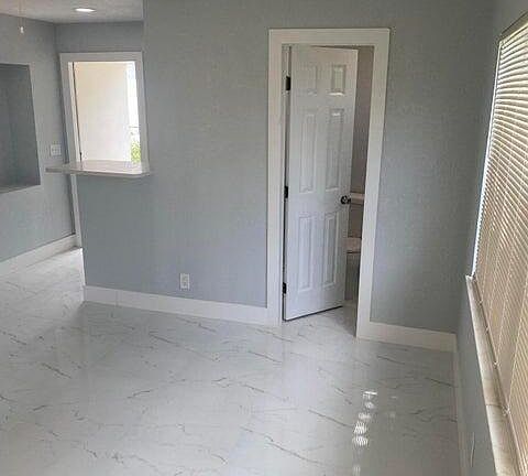 5th image of 614 N E Street
