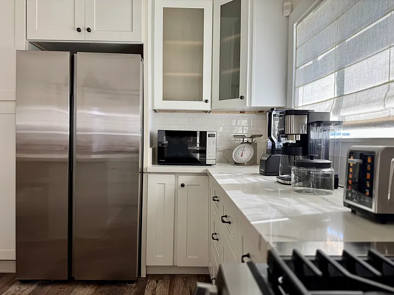 801 N Marguerita Ave #801 — Photo 37