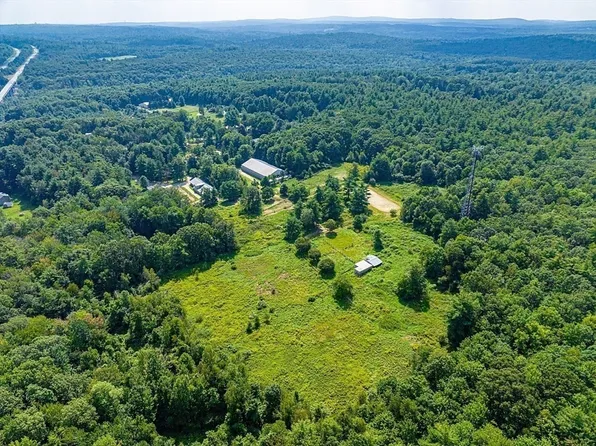 650 Manning St, Jefferson, MA 01522