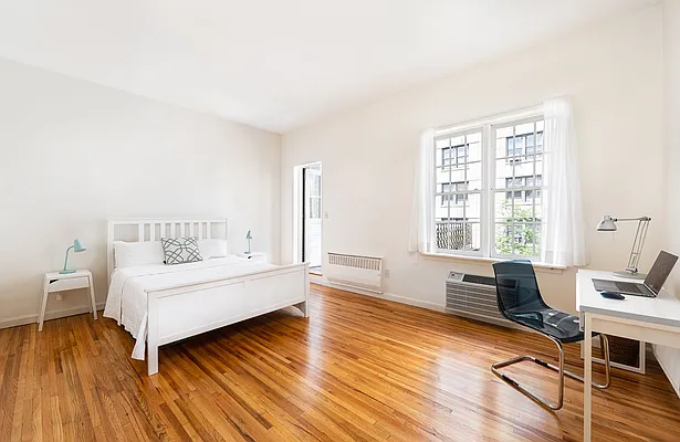 Sold by Compass | media 13