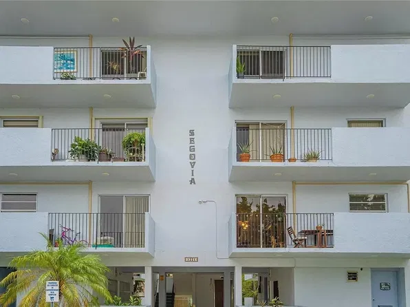 1221 SW 122nd Ave APT 206, Miami, FL 33184