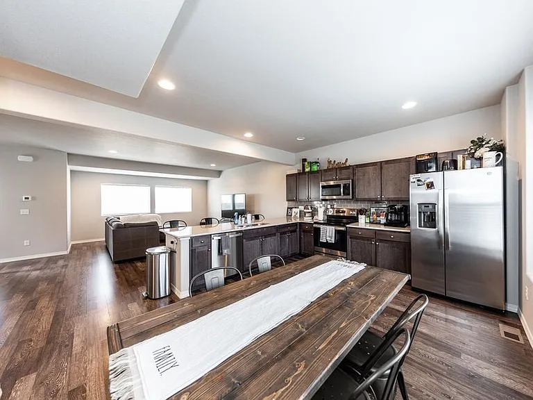 4037 Jericho Loop — Photo 8