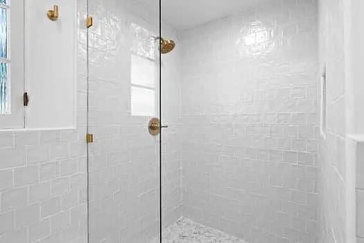 6119 Lindenhurst Ave — Photo 43