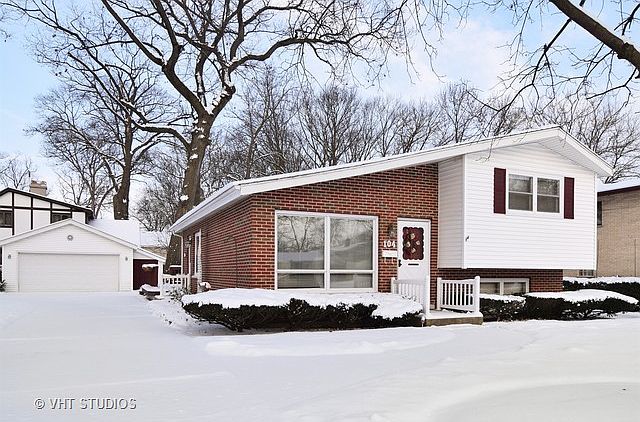 1st image of 104 N Hickory Ave