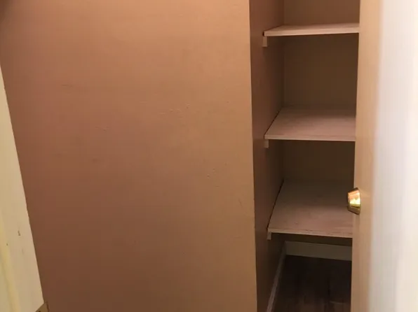 355 Parkview Ter APT D-8, Vallejo, CA 94589