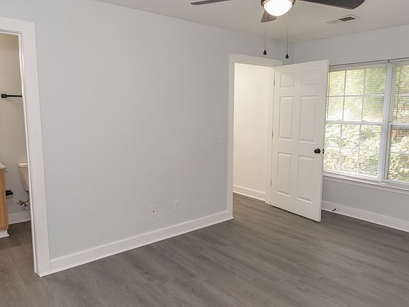 5th image of 205 Todd St NW #101