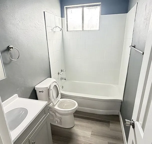 602 N Sloan Ave — Photo 12