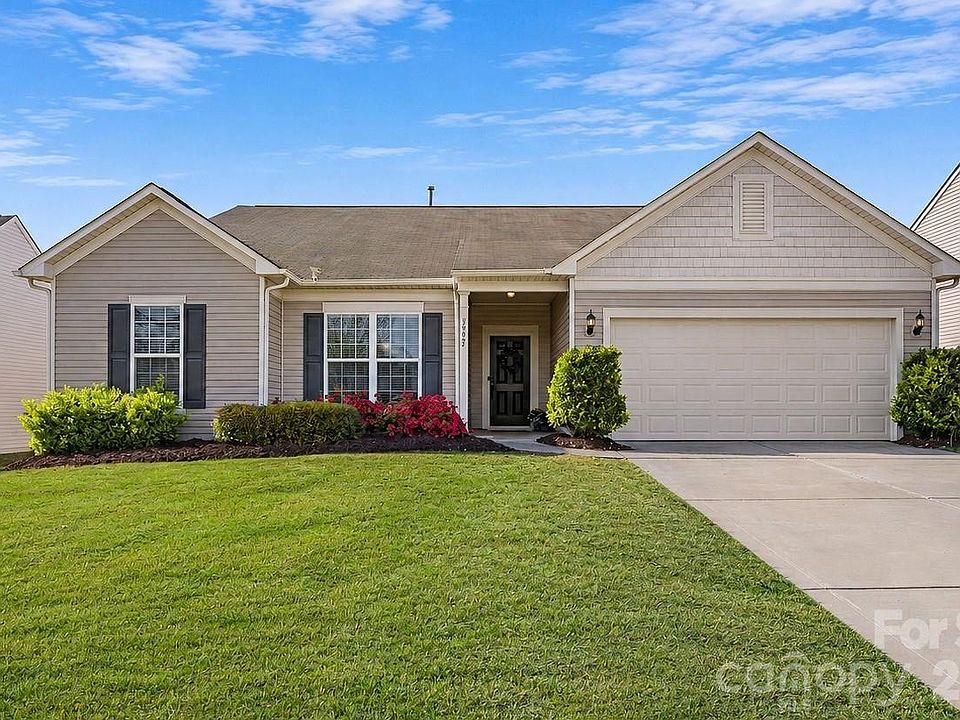 1st image of 3995 Kestrel Ln