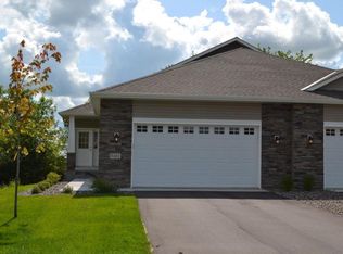 6131 Boulder Ridge Dr, Rockford, MN 55373