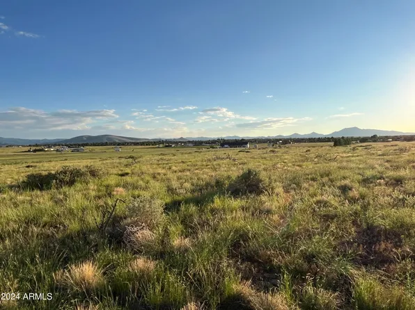 8455 E PRONGHORN Lane #-, Prescott Valley, AZ 86315