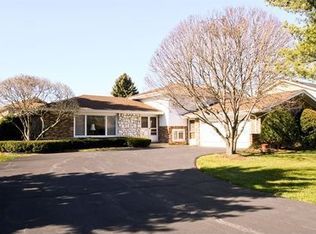 13040 S Seneca Rd, Palos Heights, IL 60463