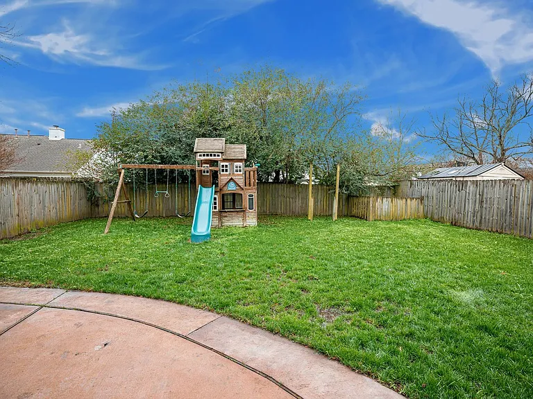 1025 Gauguin Dr — Photo 22