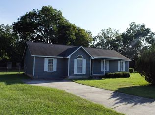 20 Cobb Ct, Dalzell, SC 29040