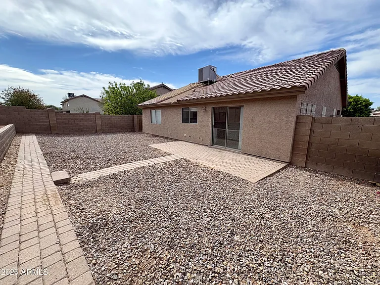 8556 W Carol Ave — Photo 36