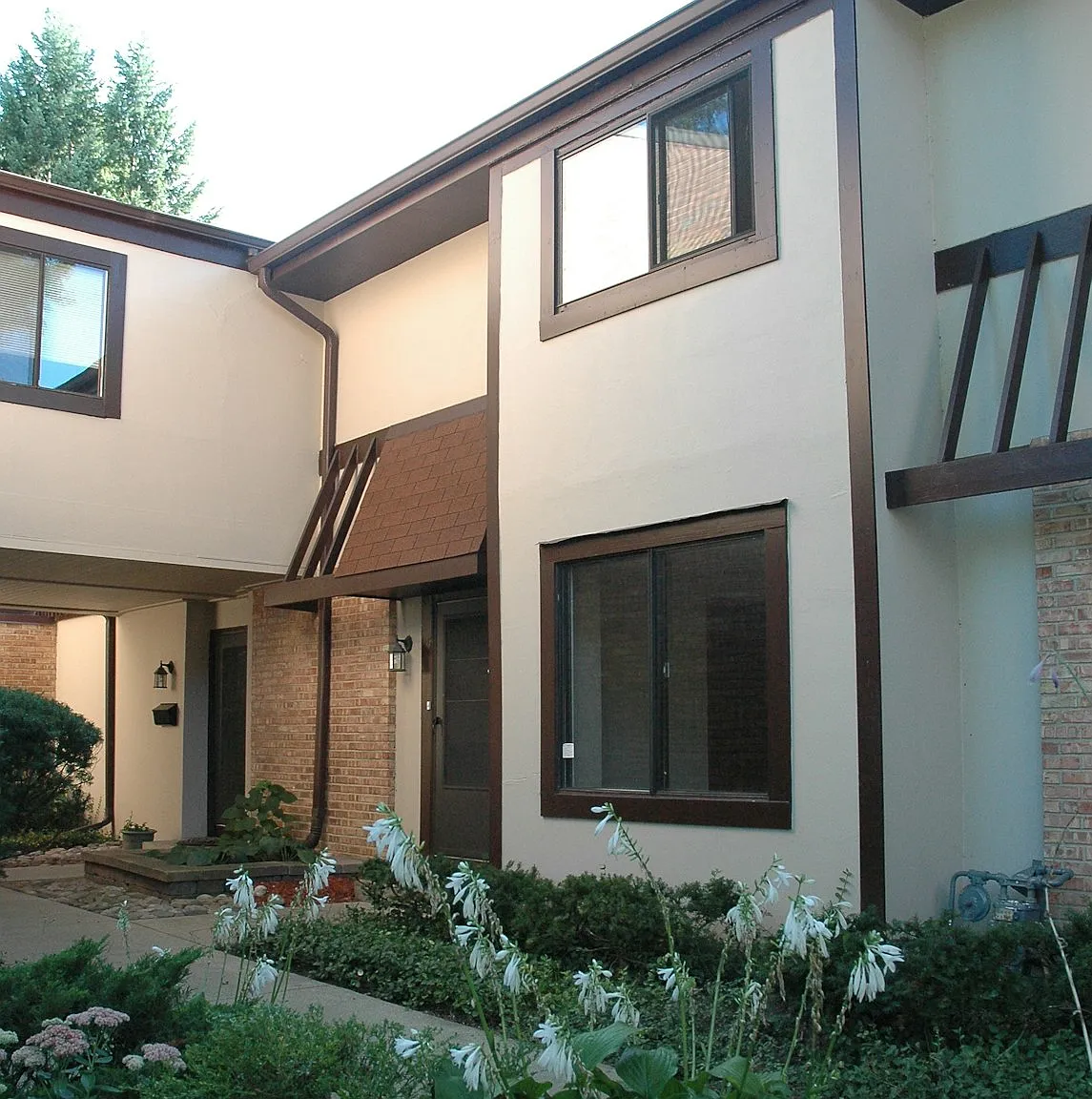 1750 Henley Street, Unit 25 — Photo 1