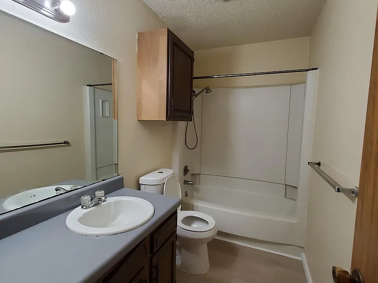 4215 Crow Rd — Photo 5