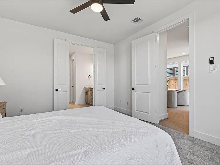 702 Sonfield Dr — Photo 25
