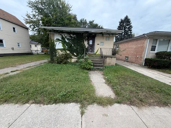 319 154th Pl, Calumet City, IL 60409