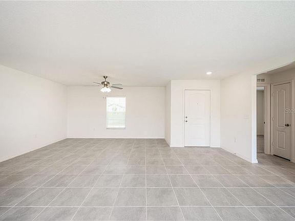 3rd image of 2 Larch Ln