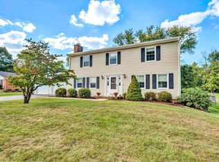 6444 Ridgeview Dr, Roanoke, VA 24019