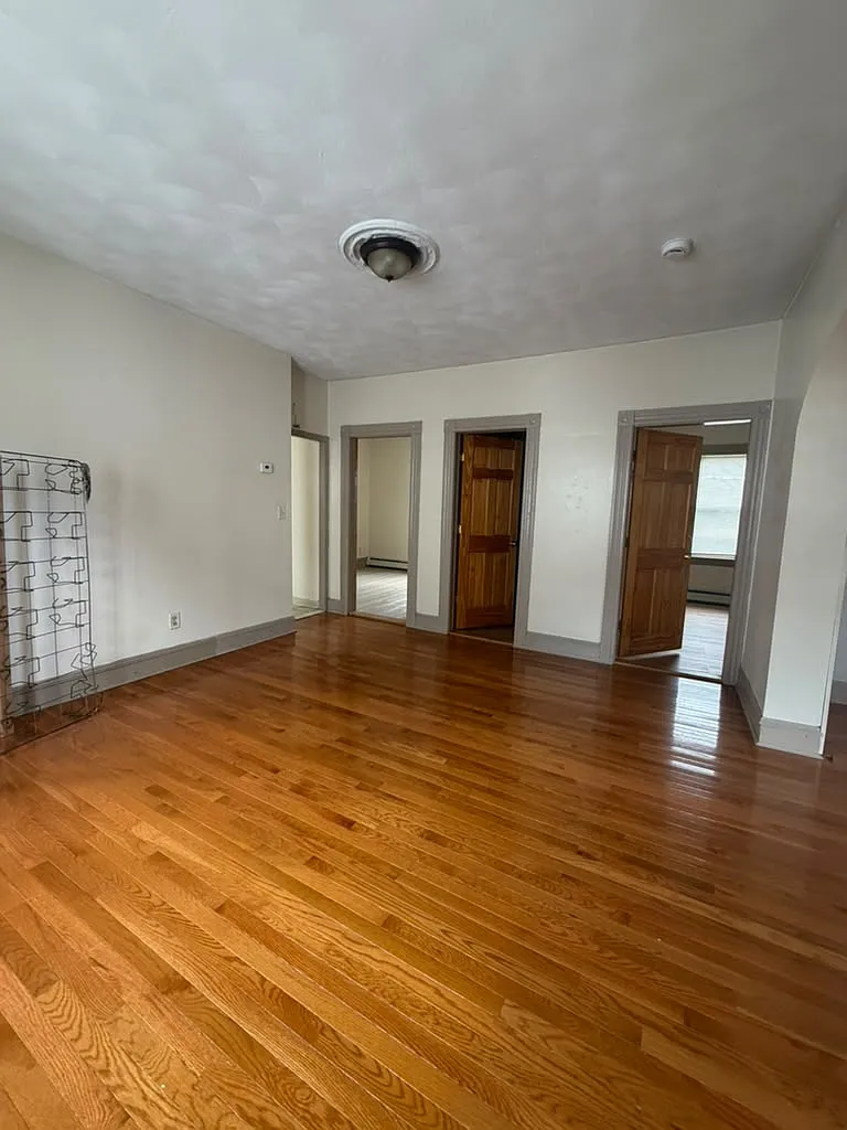 2 bed, 900 sqft, $1,850 — Photo 3