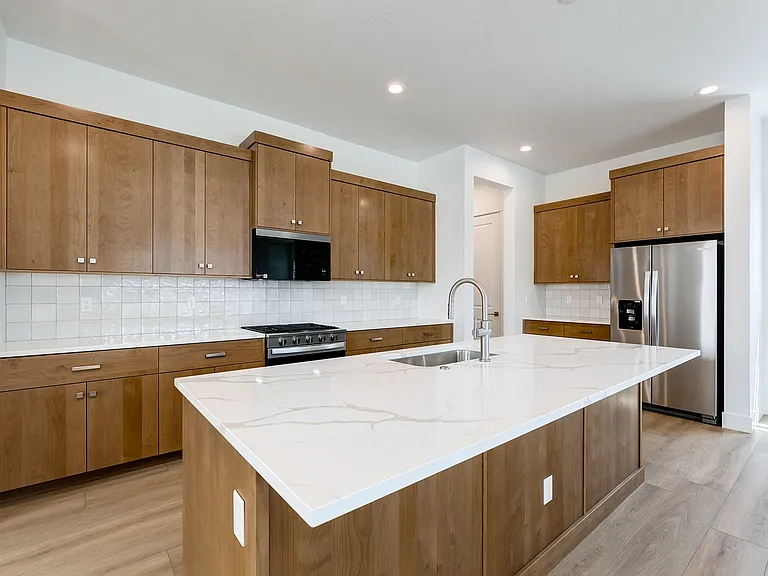 8601 W Stillmore St — Photo 3