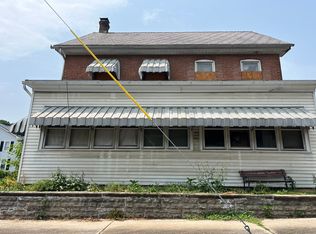 107 N Broad St, Waynesboro, PA 17268