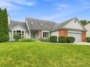 1516 Benham Dr, Fort Wayne, IN 46815