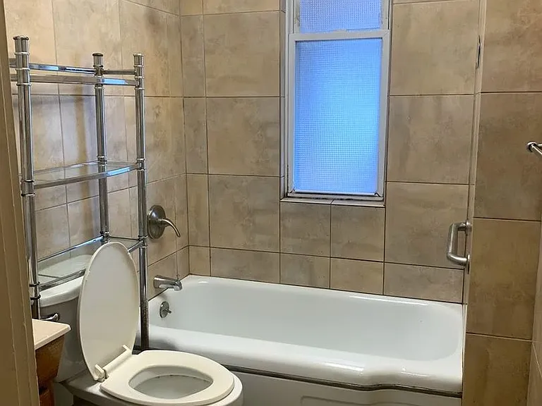 816 N Sheridan Ave #2 — Photo 3