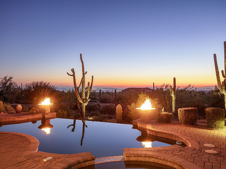 Sunset/Mountain/City Views