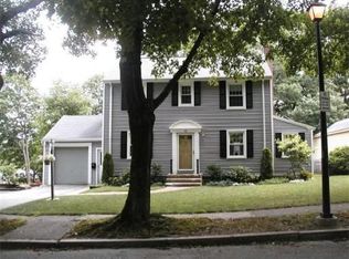 23 Saint Elmo Rd, Worcester, MA 01602