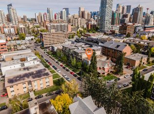 1734 10th St SW #11, Calgary, AB T2T3E8