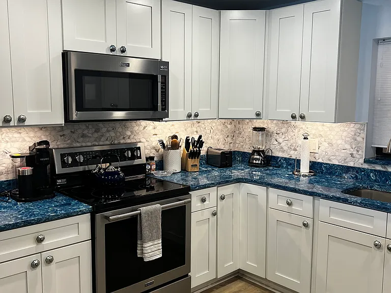 7600 Sun Island Dr S #205 — Photo 5