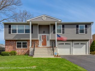 107 Pine Needle St, Howell, NJ 07731