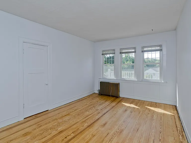 615 Newton St #2 — Photo 9
