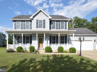 1131 Happy Ridge Dr, Front Royal, VA 22630