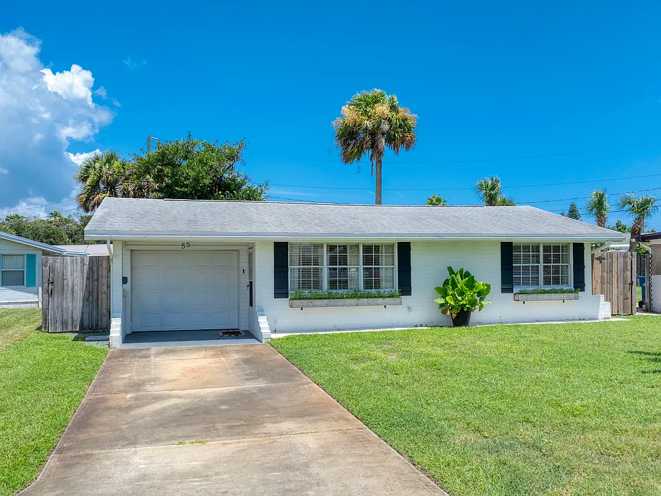 55 Poinsettia Dr