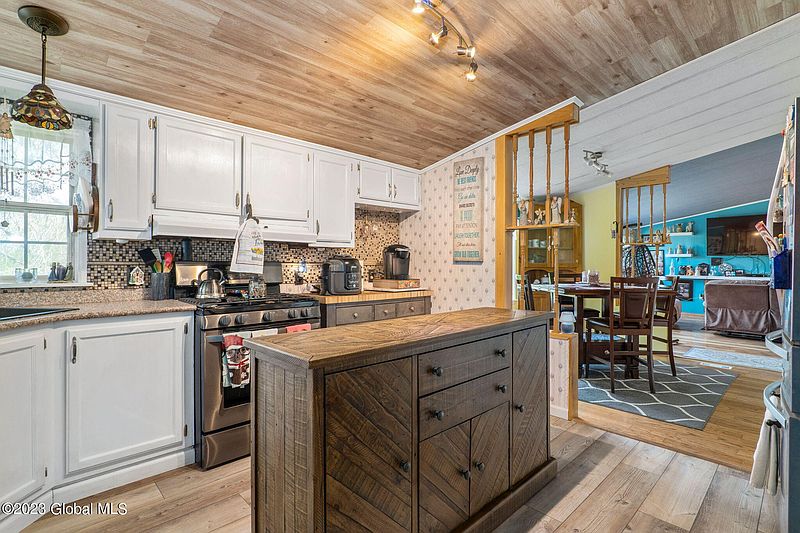 5th image of 1164 Grovenors Corners Road
