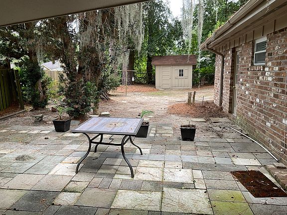 5th image of 704 Jackson Blvd #A