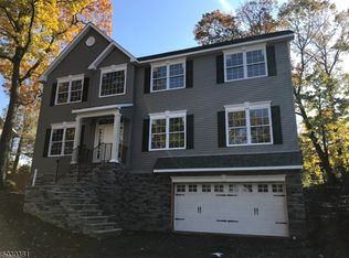 5 Arlyne Dr, Somerville, NJ 08876