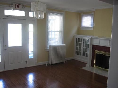 Enterance/Livingroom