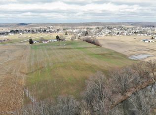 Canal Rd, Frazeysburg, OH 43822