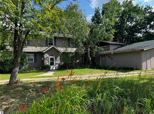 510 Evergreen St, Kalkaska, MI