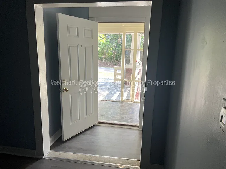 2501 Pickett Rd — Photo 4