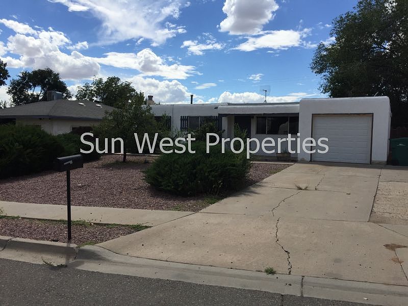 1st image of 3809 Piedra Vista Dr