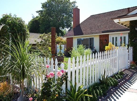 front white fencing
