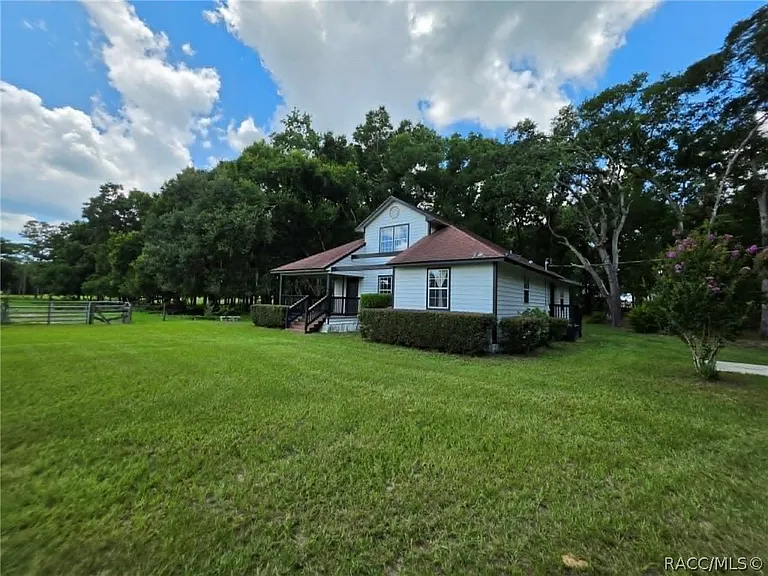 9222 E Waller Ln — Photo 29