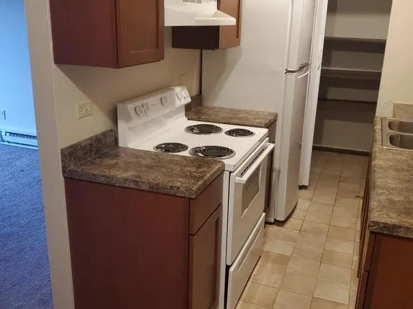 2034 Meadow Ln APT 4, Schererville, IN 46375