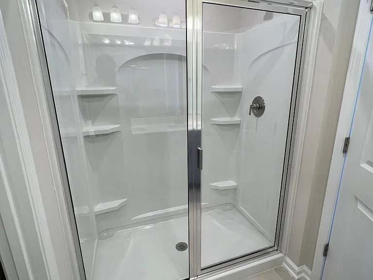 Master bath -2nd floor